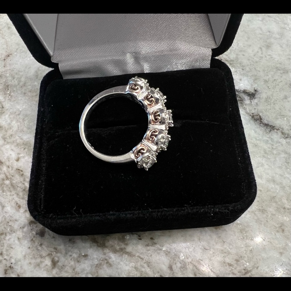 New 18k Rose gold & 925 Sterling Silver Anniversary band. 💍🤍 - Picture 7 of 9